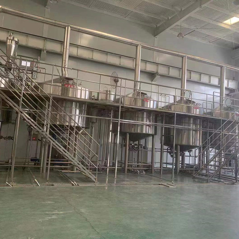 温宿精酿啤酒设备厂—平面布置、设备设计、制造、调试、培训等一条龙服务_COPY